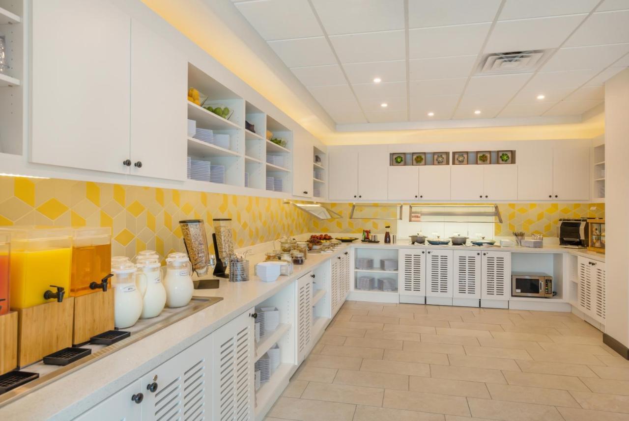 Hyatt Place Hampton Convention Center Ngoại thất bức ảnh