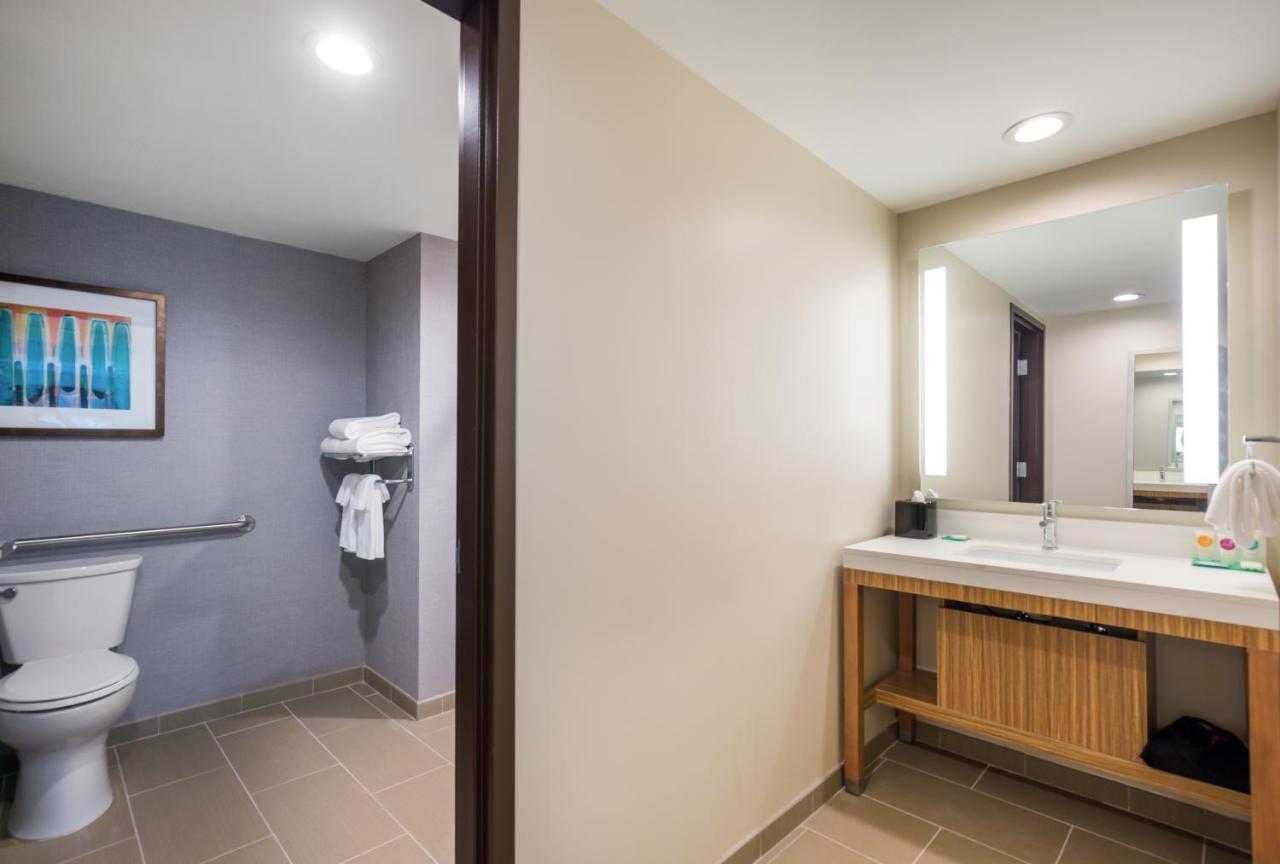 Hyatt Place Hampton Convention Center Ngoại thất bức ảnh